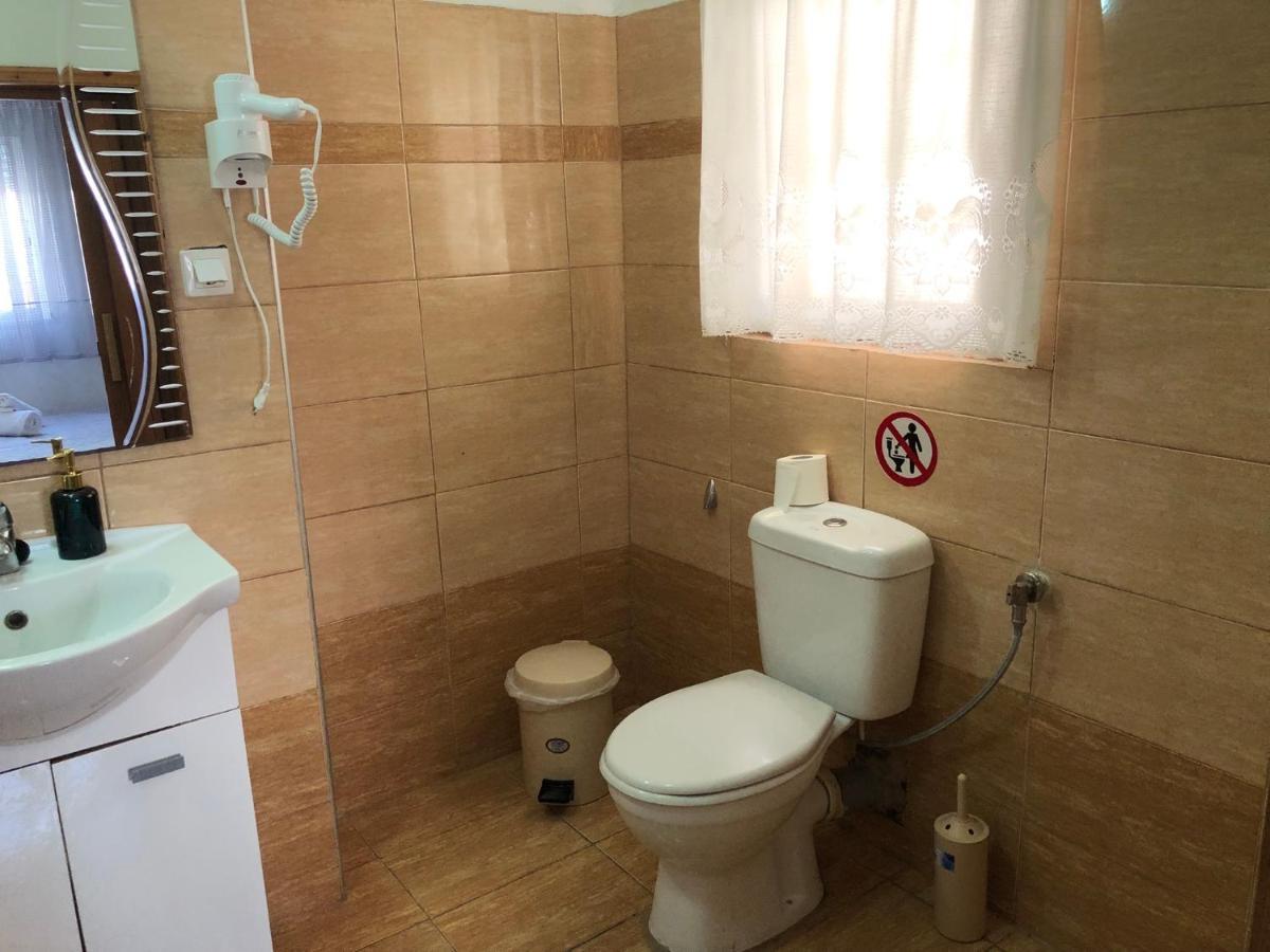 Eudokia Rooms Sarti Buitenkant foto