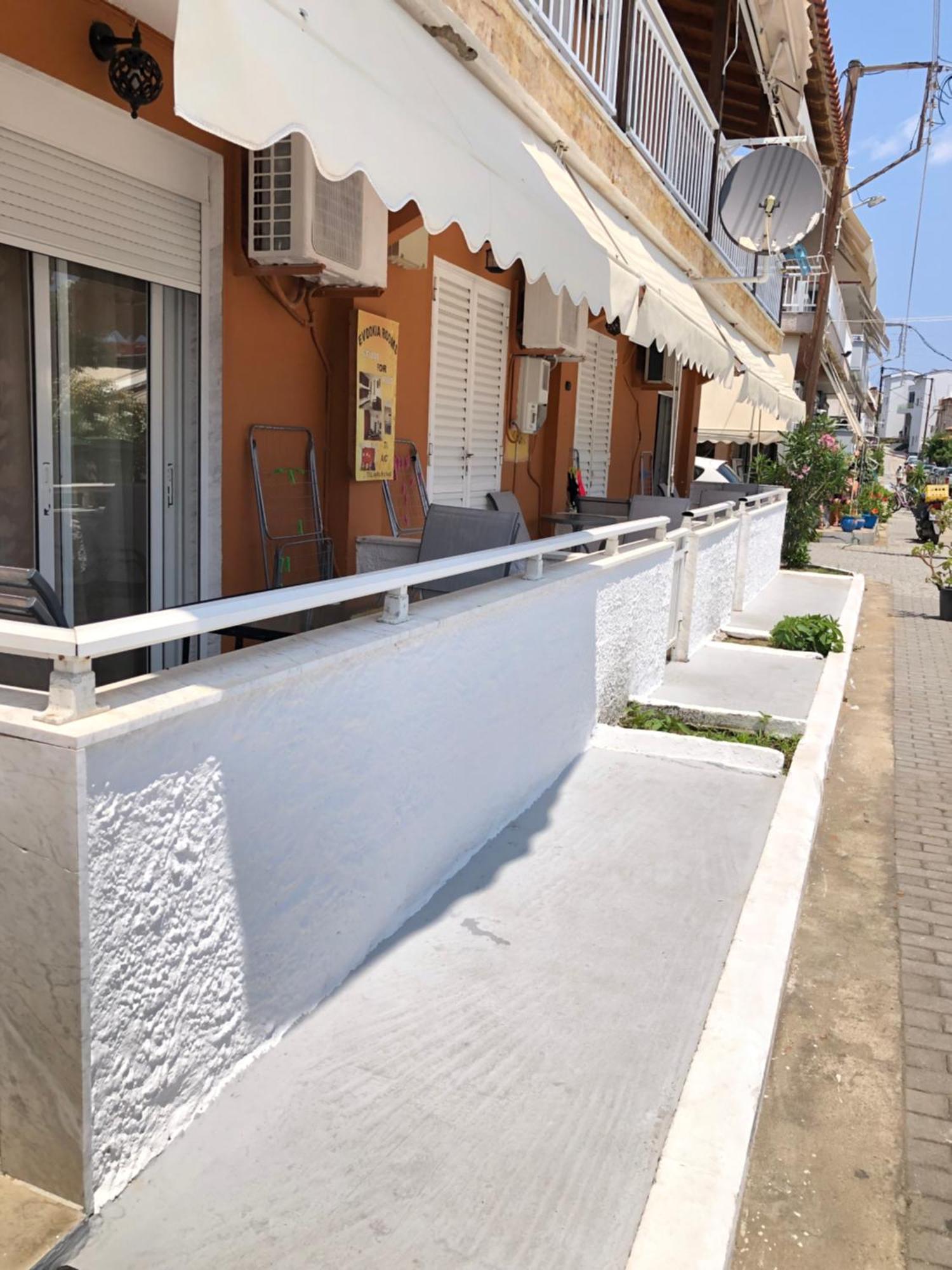 Eudokia Rooms Sarti Buitenkant foto
